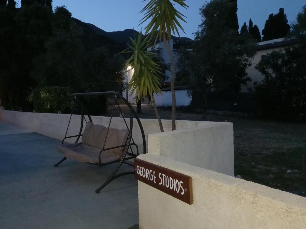 George Studios 1 Ípszosz Kültér fotó