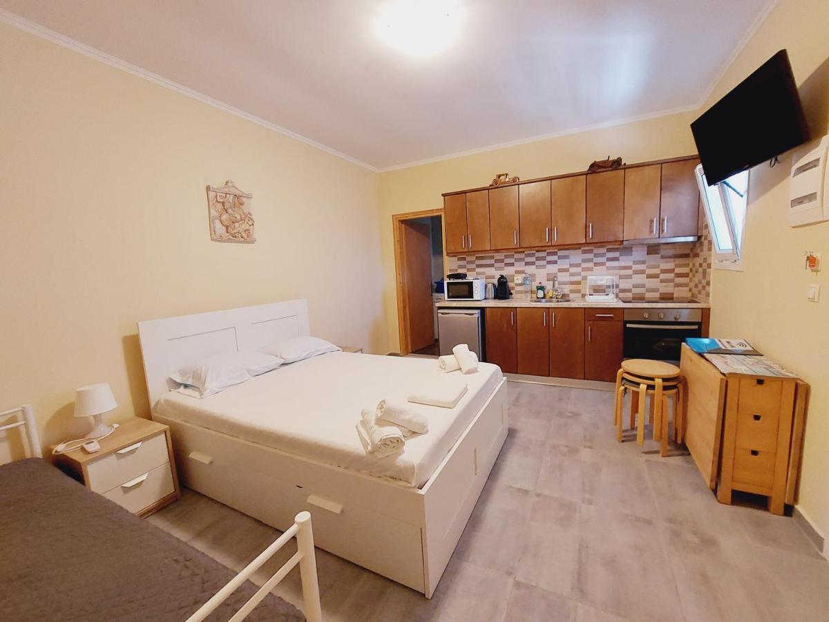 George Studios 1 Ípszosz Kültér fotó